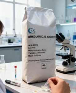 Organophilic clay for mineral oil